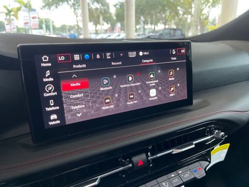 New 2024 Dodge Hornet GT w/ GT Blacktop Package image 10