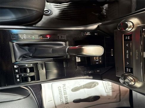 Used 2021 Lexus GX 460 Premium w/ Premium Package image 11