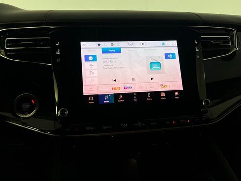 Used 2022 Jeep Wagoneer Series III w/ Convenience Group I image 17