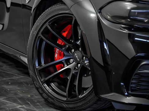 Used 2022 Dodge Charger SRT Hellcat RWD image 3
