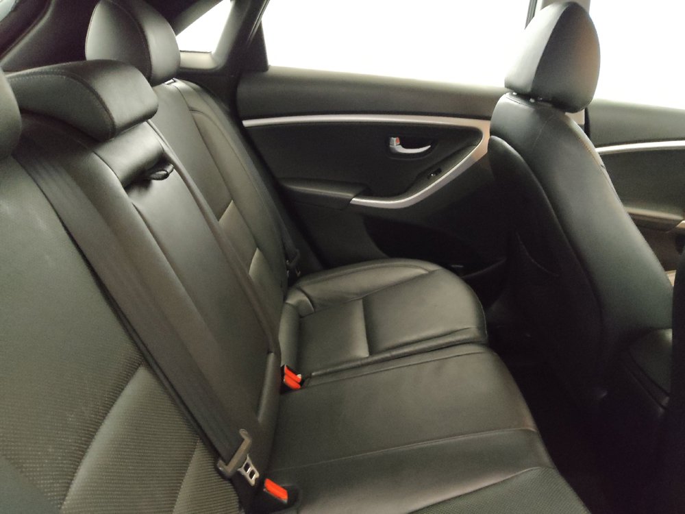 Used 2016 Hyundai Elantra GT w/ Option Group 03 FWD image 19