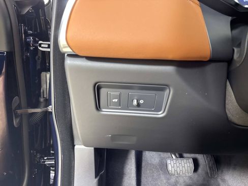 New 2026 Jaguar F-PACE R-Dynamic S AWD/4WD image 34
