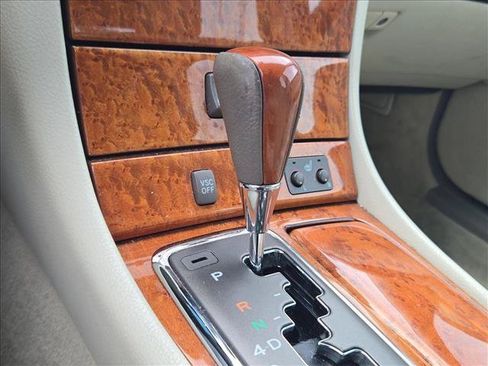 Used 2001 Lexus LS 430 RWD image 11