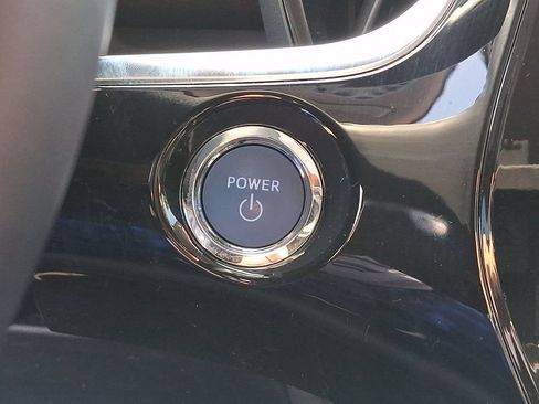 Used 2022 Toyota Prius Prime XLE FWD image 24