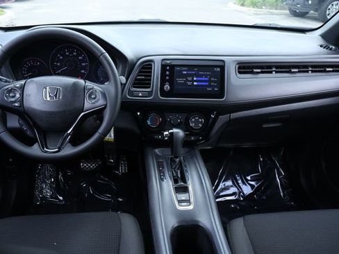Used 2020 Honda HR-V Sport image 17