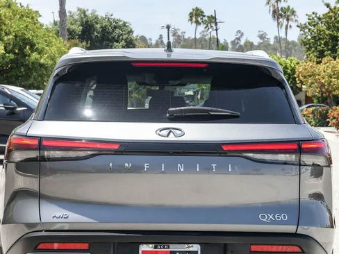 Used 2023 INFINITI QX60 Sensory w/ Vision Package AWD/4WD image 6