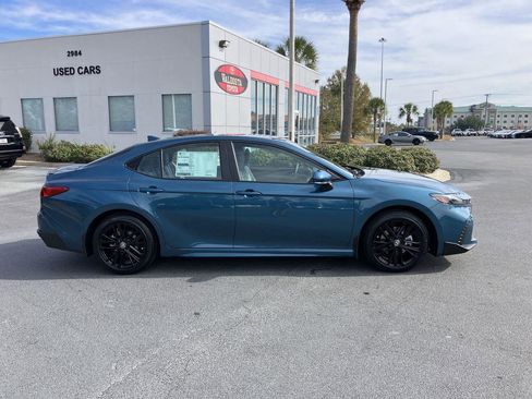 New 2026 Toyota Camry SE image 6