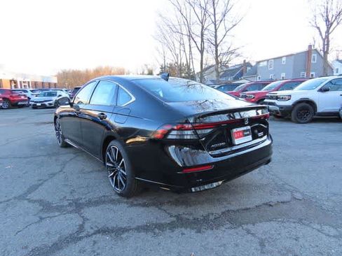 New 2026 Honda Accord Touring image 4