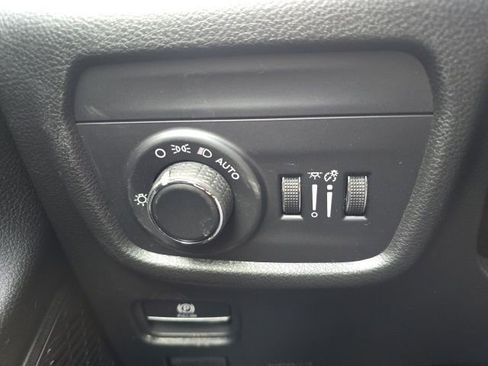 New 2026 Jeep Grand Cherokee L 4WD image 11