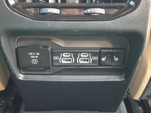 Used 2023 Jeep Grand Cherokee 4WD 4xe image 29
