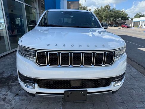 Used 2024 Jeep Wagoneer Series III AWD/4WD image 6