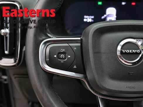 Used 2022 Volvo XC40 P8 Recharge Plus AWD/4WD image 15