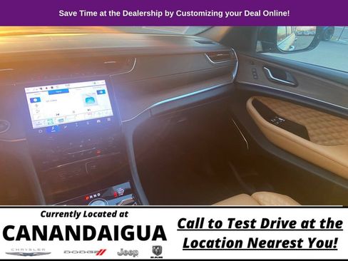 Used 2022 Jeep Grand Cherokee Summit AWD/4WD image 21