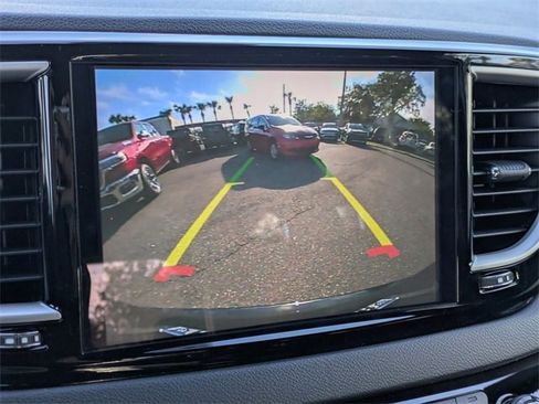 New 2026 Chrysler Voyager LX image 19