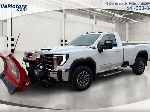 Used 2024 GMC Sierra 2500 SLE w/ SLE Convenience Package image 8