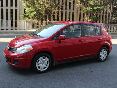 Used 2012 Nissan Versa 1.8 S w/ Plus Pkg FWD image 12