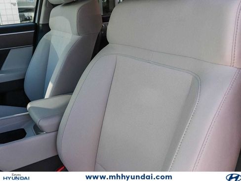 New 2026 Hyundai Santa Fe SE FWD image 24