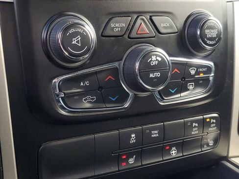 Used 2015 RAM 1500 Big Horn image 25