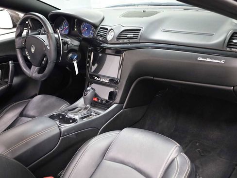 Used 2016 Maserati GranTurismo Convertible image 6