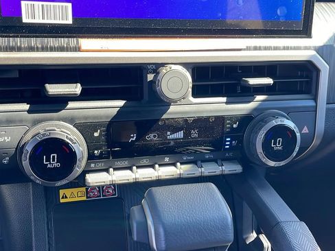 New 2026 Toyota 4Runner 4WD image 22