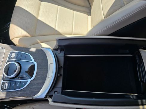 Used 2020 Mercedes-Benz C 300 C 300 image 24