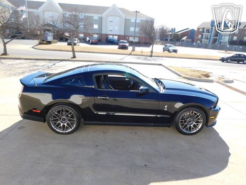 Used 2012 Ford Mustang Shelby GT500 w/ SVT Performance Pkg image 16