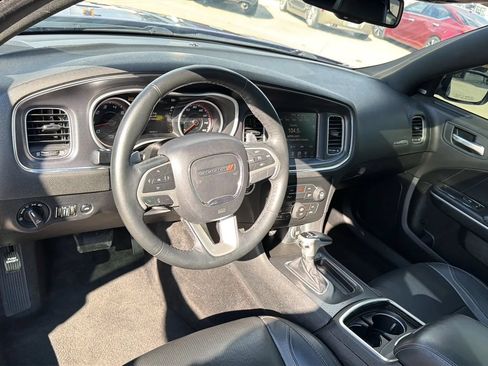 Used 2016 Dodge Charger R/T w/ Plus Group RWD image 91