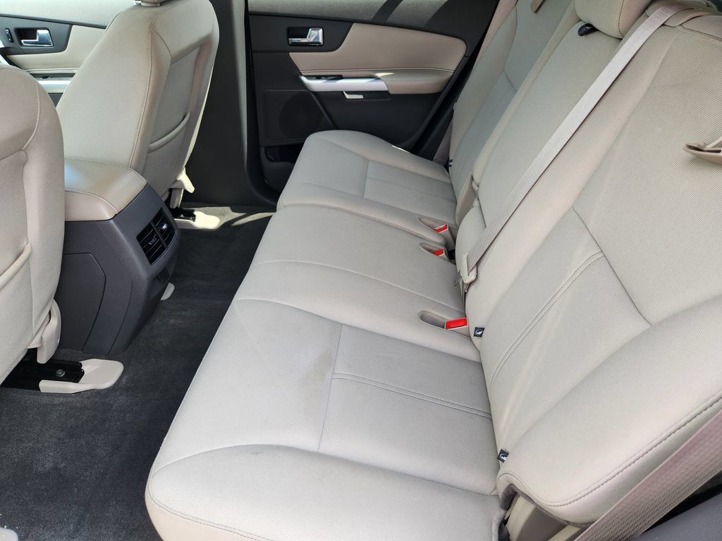 Used 2014 Ford Edge SE w/ Equipment Group 101A FWD image 19