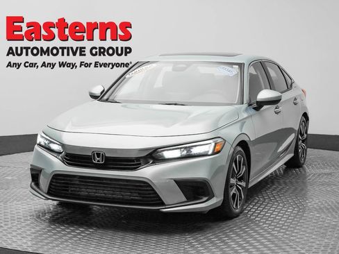 Used 2023 Honda Civic EX image 1