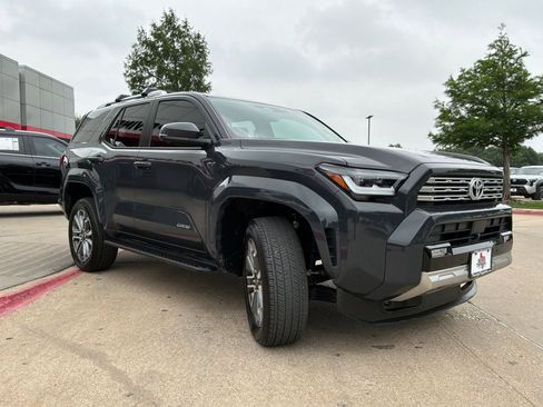 Used 2026 Toyota 4Runner Limited AWD/4WD image 4