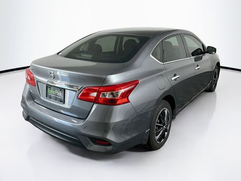Used 2019 Nissan Sentra S FWD image 9