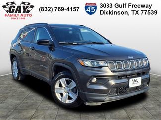 Used 2022 Jeep Compass Latitude image 1