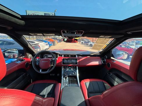 Used 2021 Land Rover Range Rover Sport HST image 28