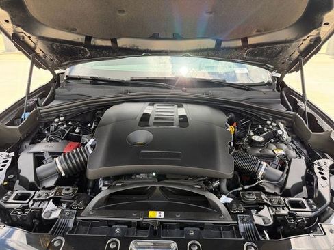 Used 2025 Jaguar F-PACE R-Dynamic S AWD/4WD image 19