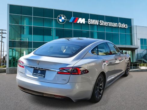 Used 2018 Tesla Model S 75D AWD/4WD image 4