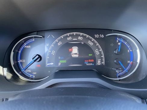 Used 2025 Toyota RAV4 XLE Premium w/ Weather Package AWD/4WD image 32