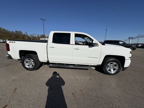 Used 2018 Chevrolet Silverado 1500 LT w/ All Star Edition image 6