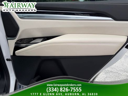 Used 2025 Cadillac Escalade Sport w/ Touring Package AWD/4WD image 34