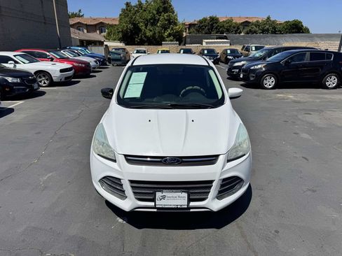 Used 2015 Ford Escape SE FWD image 11