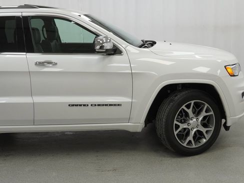 Used 2021 Jeep Grand Cherokee Overland image 11