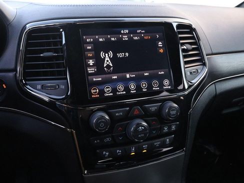 Used 2021 Jeep Grand Cherokee High Altitude image 16
