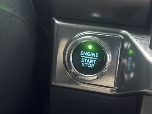 Used 2021 Ford F150 Lariat AWD/4WD image 31