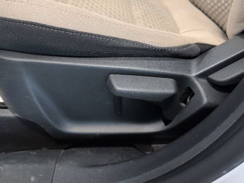 Certified 2022 Ford Escape SE AWD/4WD image 12