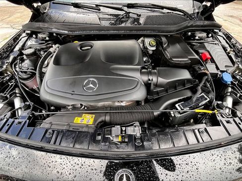 Used 2019 Mercedes-Benz GLA 250 4MATIC image 31