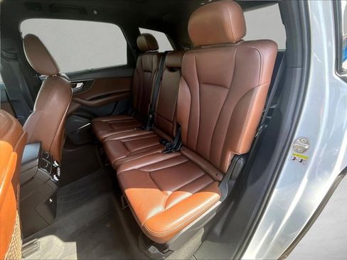 Used 2018 Audi Q7 3.0T Prestige w/ Prestige Package AWD/4WD image 25