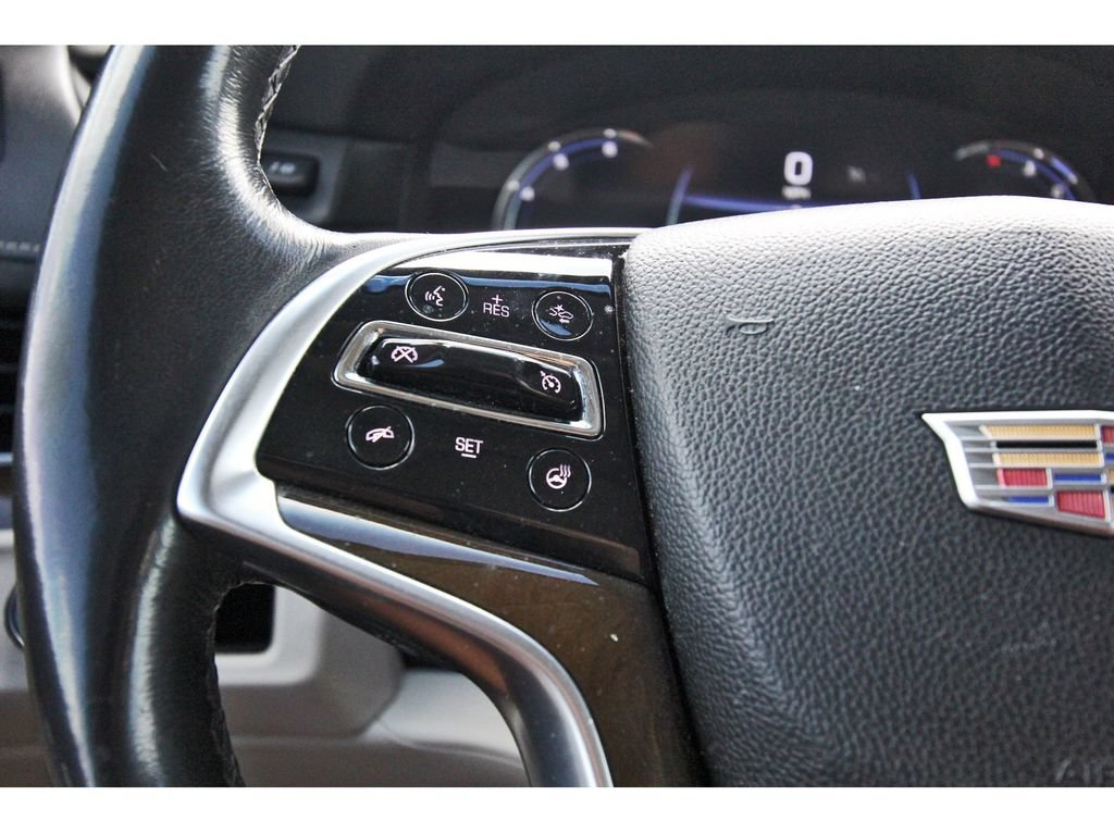 Used 2019 Cadillac Escalade Luxury RWD image 16