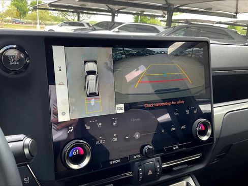 Used 2025 Lexus GX 550 AWD/4WD image 26