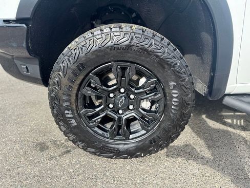 Used 2025 Chevrolet Silverado 1500 ZR2 w/ Technology Package AWD/4WD image 3
