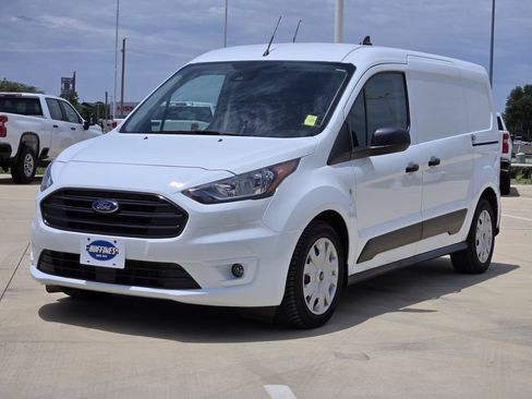 Used 2023 Ford Transit Connect XLT FWD image 3
