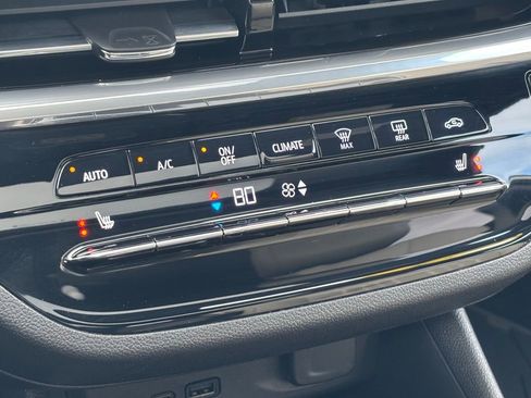 Used 2024 Buick Envista Avenir image 29